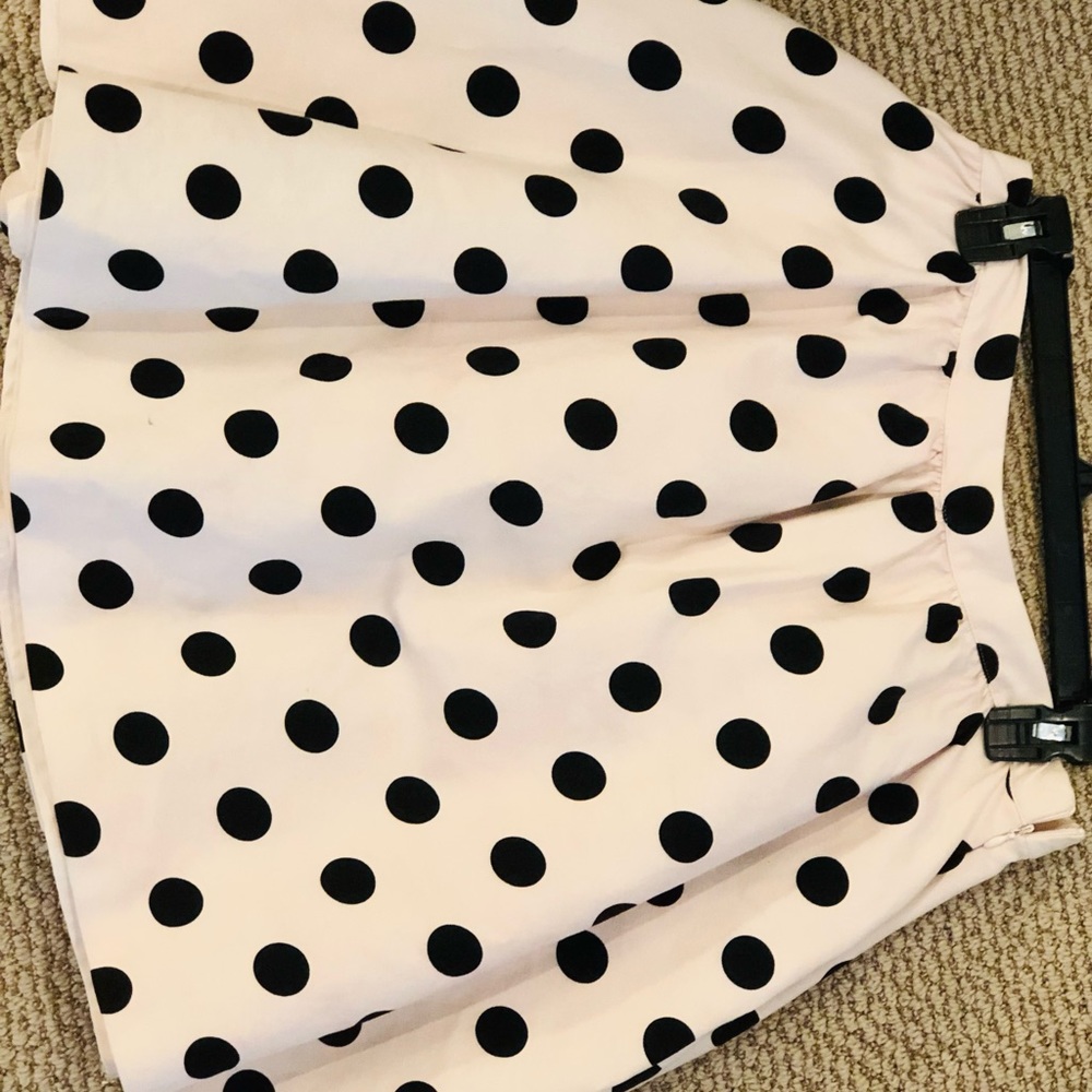 Mini skirt - Picture 2 of 2